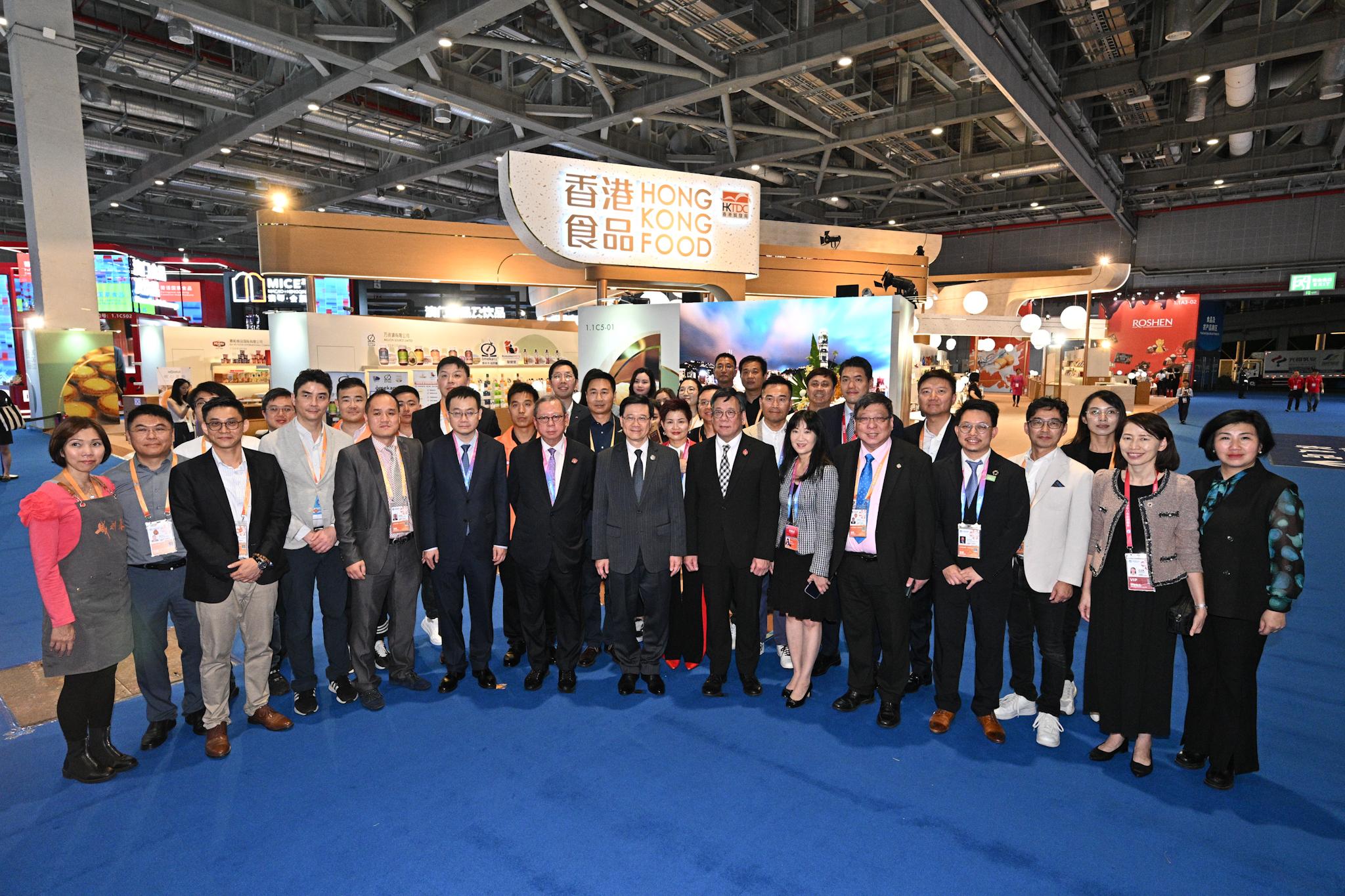 香港積極參與進博會 逾300家香港企業參與