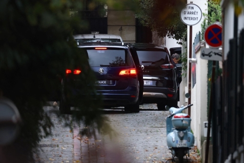 已入狱三星期，法前总统萨科齐上诉期间暂获释，称坐牢使人筋疲力尽