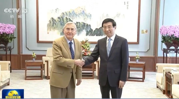 王滬寧晤哈佛著名教授艾利森，稱中美元首保持着良好交往