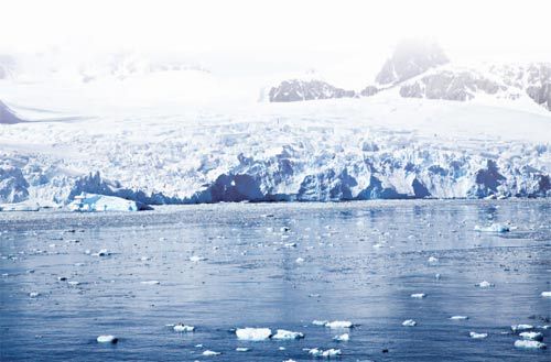 百年纪念 地球上人类最后踏上的第七大陆.