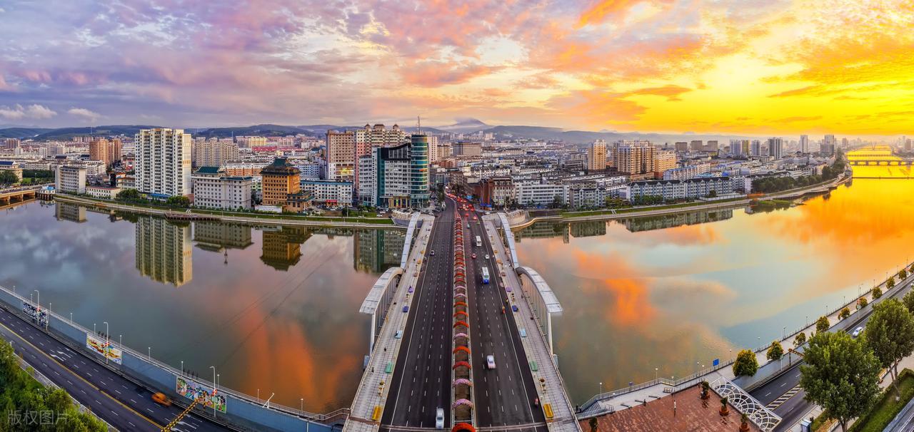 去吉林旅游的人为何都喜欢去延吉，而不是去长春 