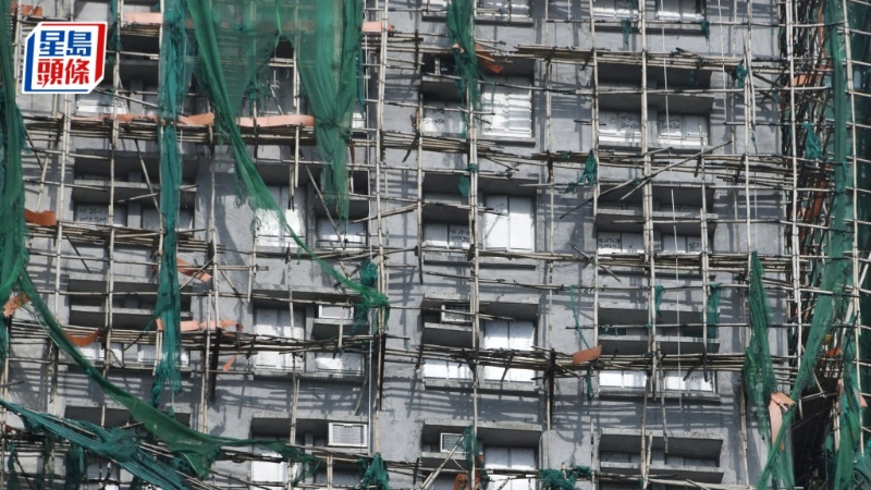 宏福苑听证会｜屋宇署认发泡胶封窗“不常见兼违规”应执法，惟宏福苑属居屋应由ICU负责