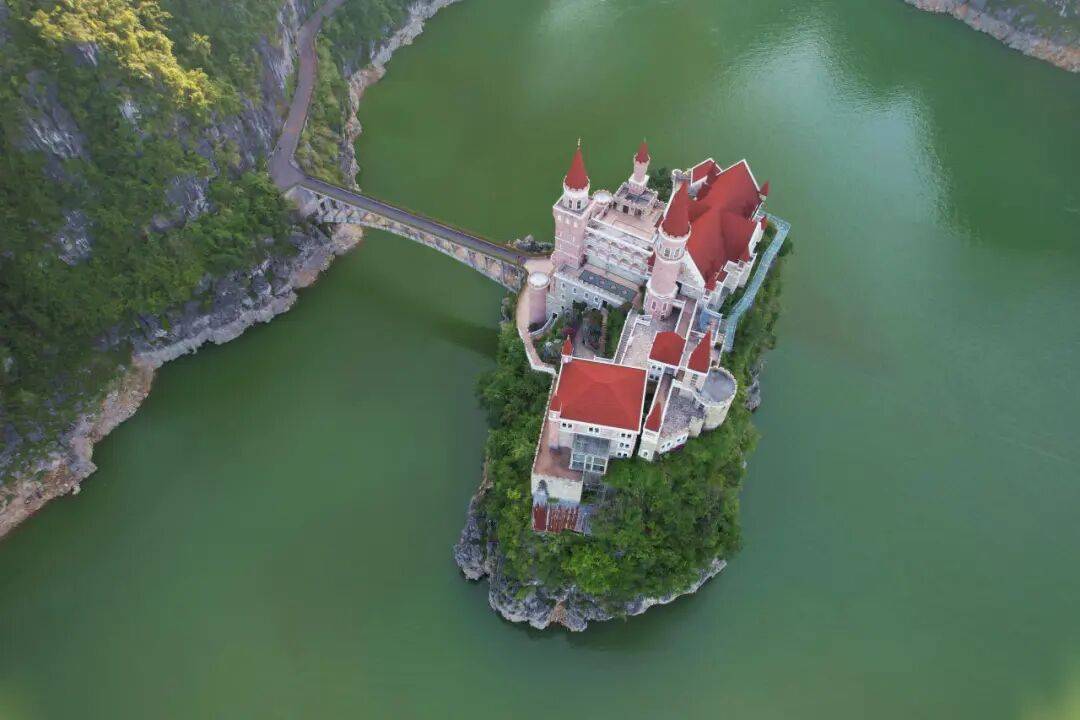 五一反向旅游首选！这7座冷门小城，我不允许还有人不知道！