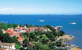 傍晚在厦门鼓浪屿散步，风景温柔得像电影 