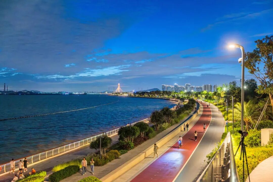 超浪漫！滨海湾是个巨大的Lalaland